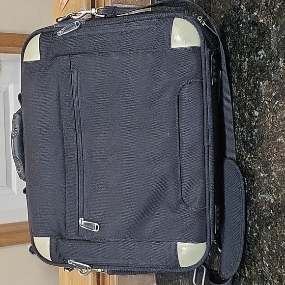 Samsonite Black Canvas Laptop Computer Briefcase Bag w/ Shoulder Strap - 16" - Picture 4 of 11